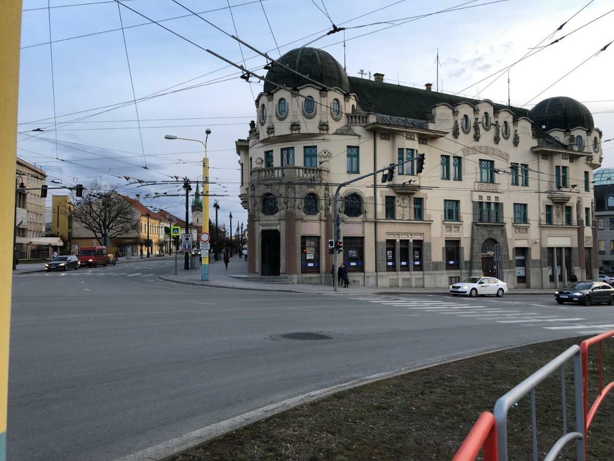 Apartman Lux Prešov Esterno foto
